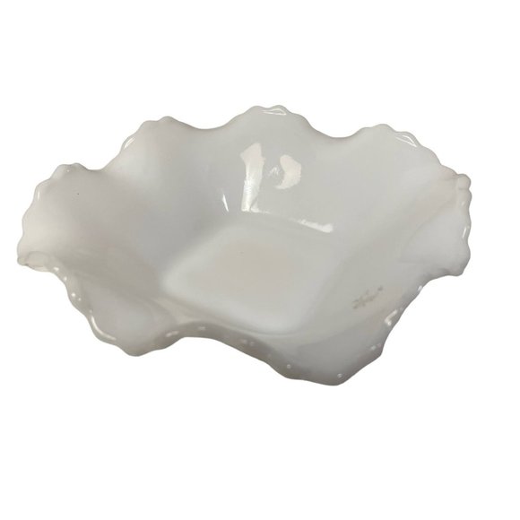 Vintage HAZEL ATLAS Co. Milk Glass Bowl 1950s Square Dish 6.25" Square x 1.75" - Picture 7 of 7